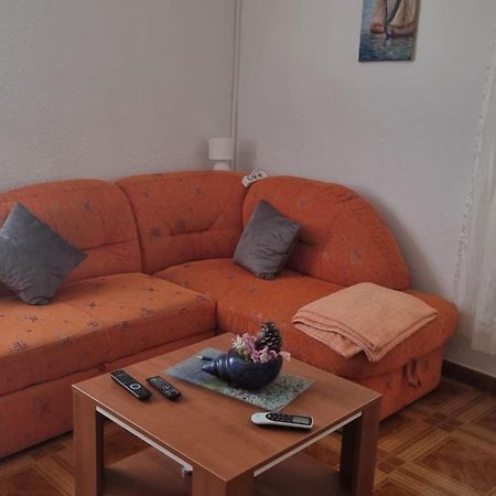 Apartmani Anna Vir Exterior photo